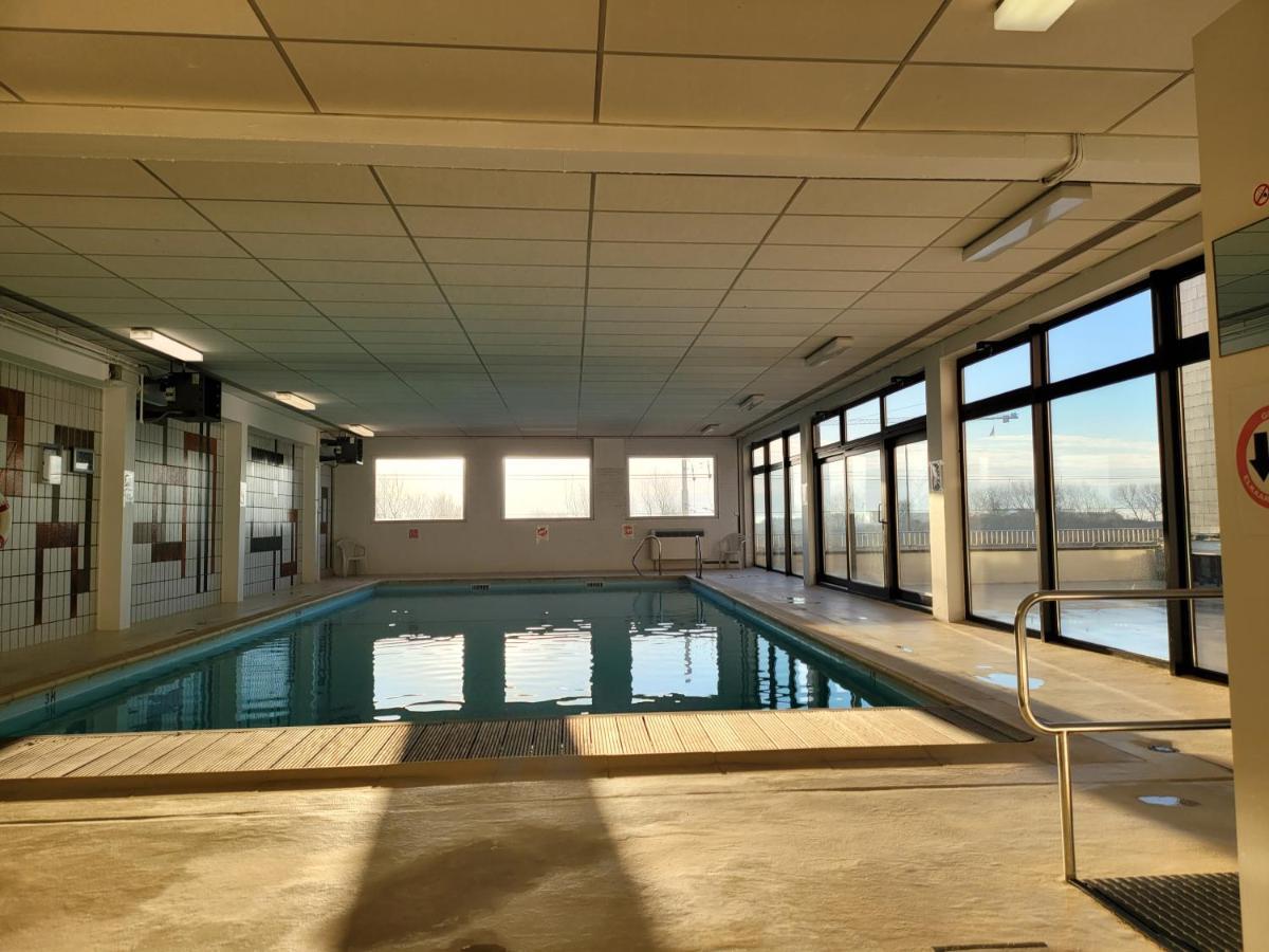 Appartement 105 Op Zeedijk Met Frontaal Zeezicht 1ste Verdiep Middelkerke
